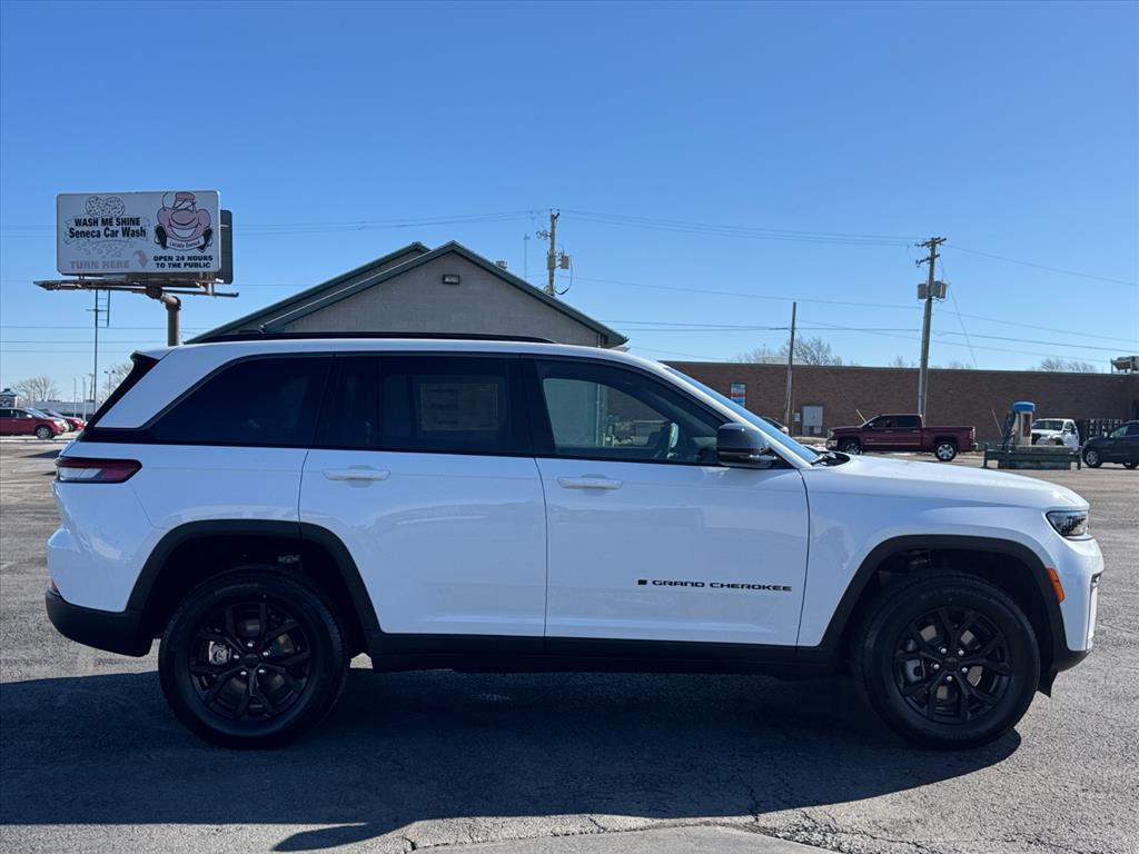 new 2026 Jeep Grand Cherokee car, priced at $46,227