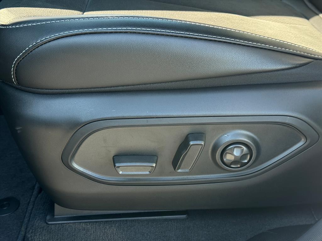 new 2026 Jeep Grand Cherokee car, priced at $46,227