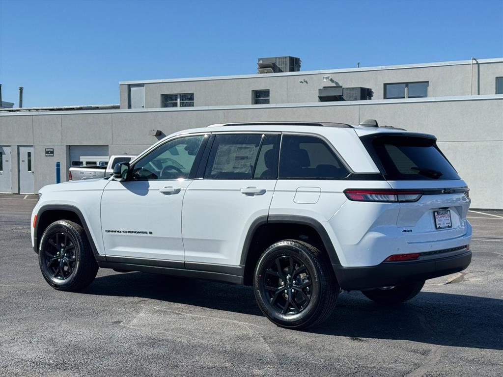 new 2026 Jeep Grand Cherokee car, priced at $46,227