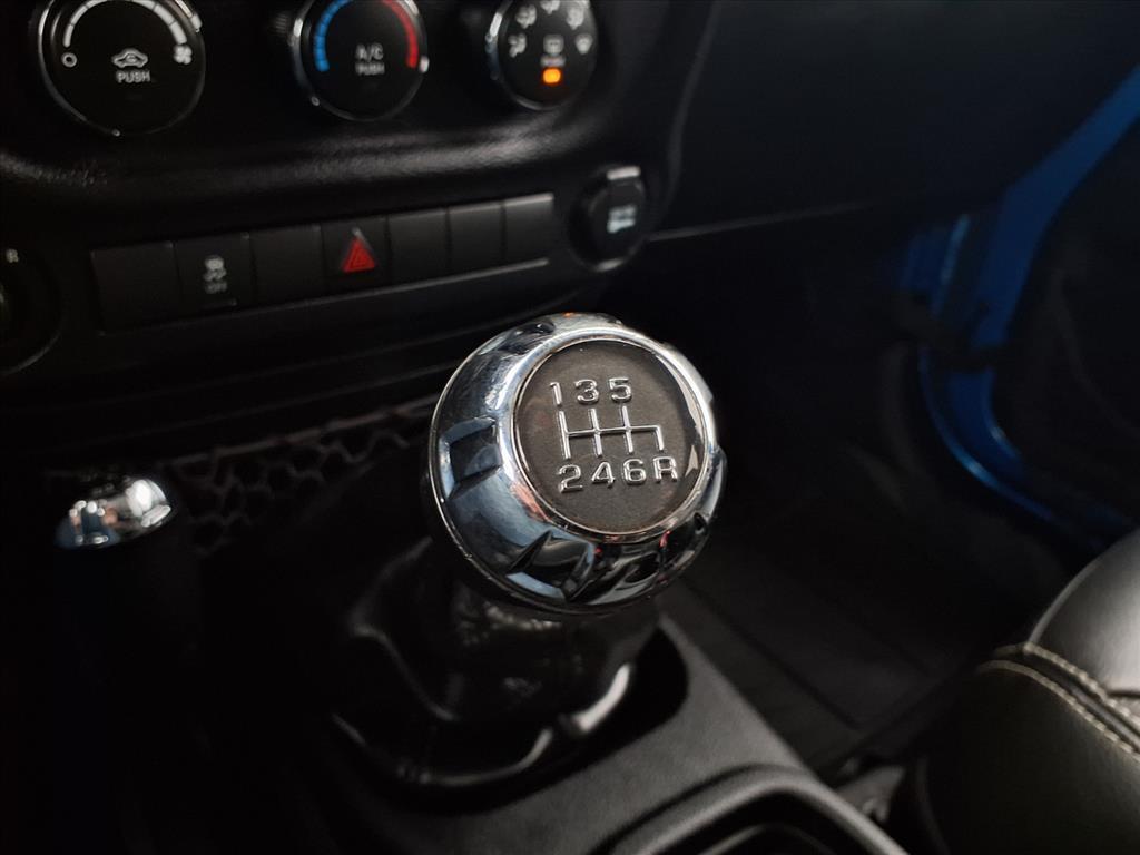 used 2015 Jeep Wrangler Unlimited car, priced at $9,980