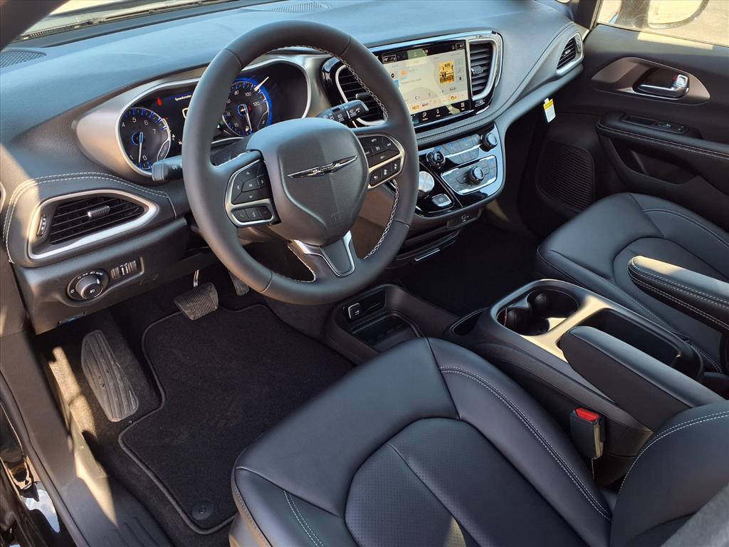 new 2026 Chrysler Pacifica car, priced at $44,980