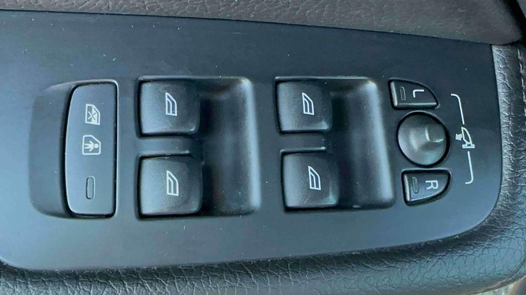 used 2021 Volvo XC60 car, priced at $15,995