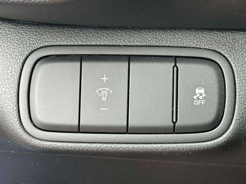 used 2025 Hyundai Venue car, priced at $17,994