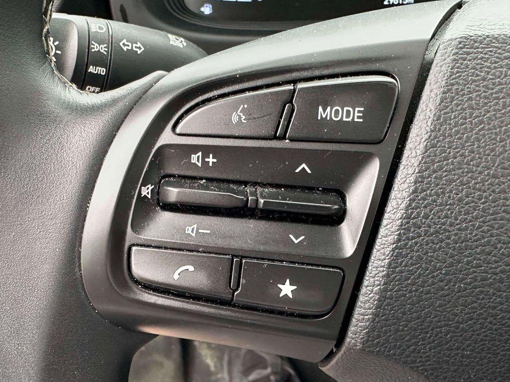 used 2025 Hyundai Venue car, priced at $17,994