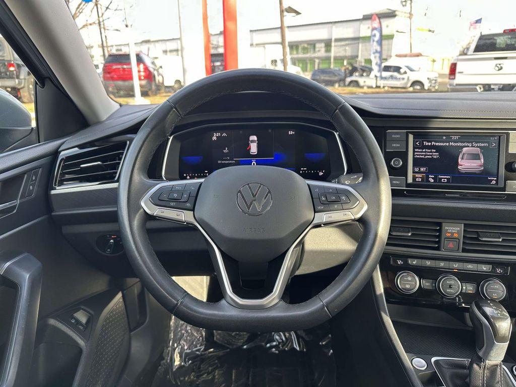 used 2024 Volkswagen Jetta car, priced at $15,991