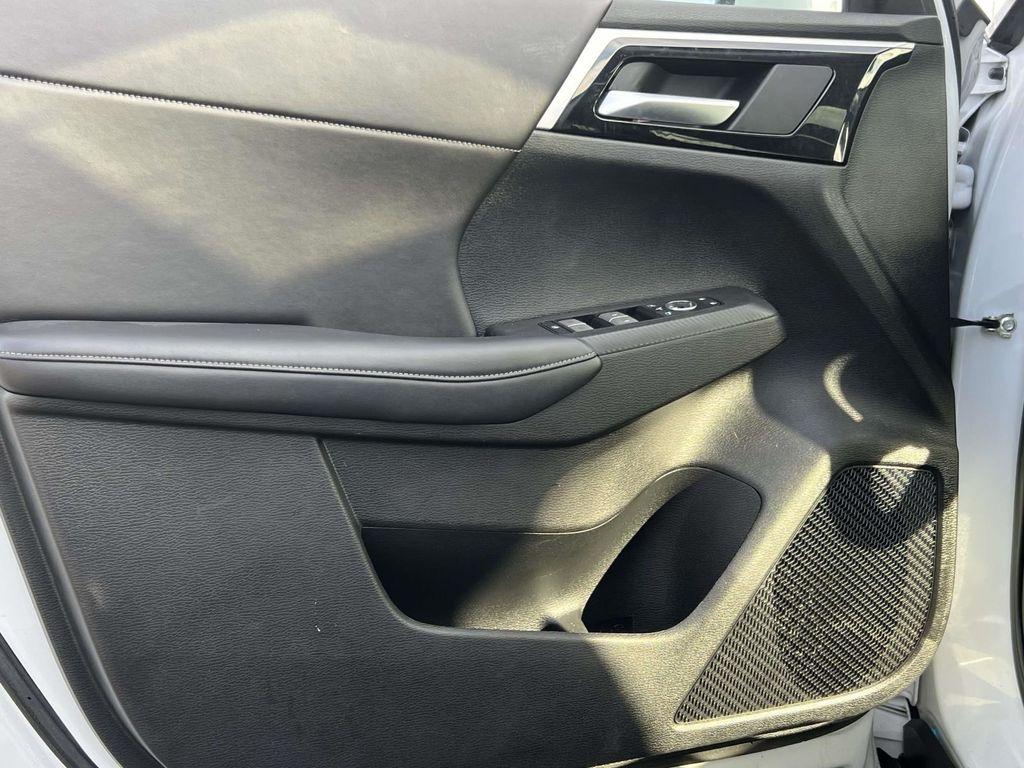 used 2024 Mitsubishi Outlander PHEV car, priced at $26,995