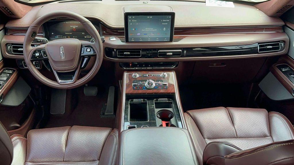 used 2020 Lincoln Aviator car, priced at $32,994
