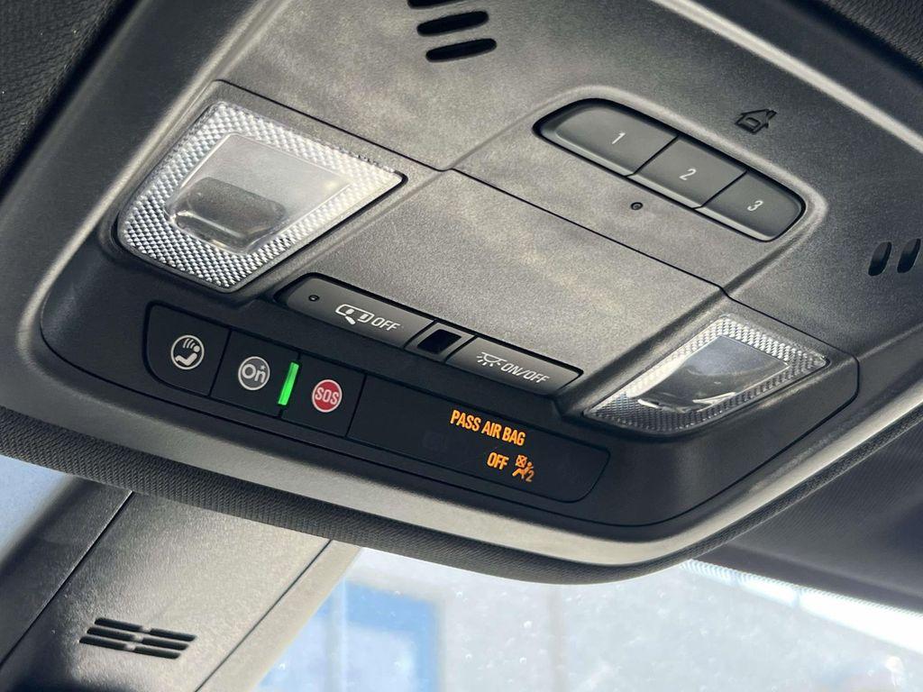 used 2023 Chevrolet Traverse car, priced at $25,991