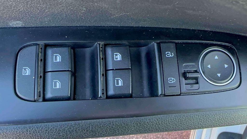 used 2023 Kia Soul car, priced at $15,891