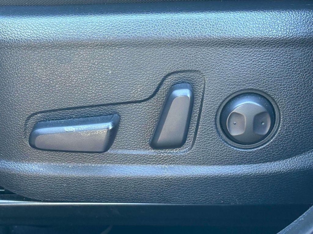 used 2023 Kia Soul car, priced at $15,891