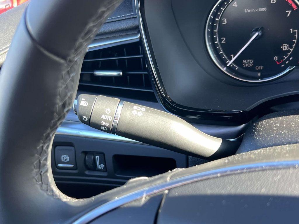 used 2025 Cadillac XT5 car, priced at $31,995