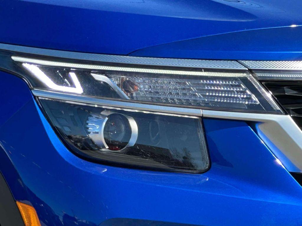 used 2023 Kia Seltos car, priced at $18,995