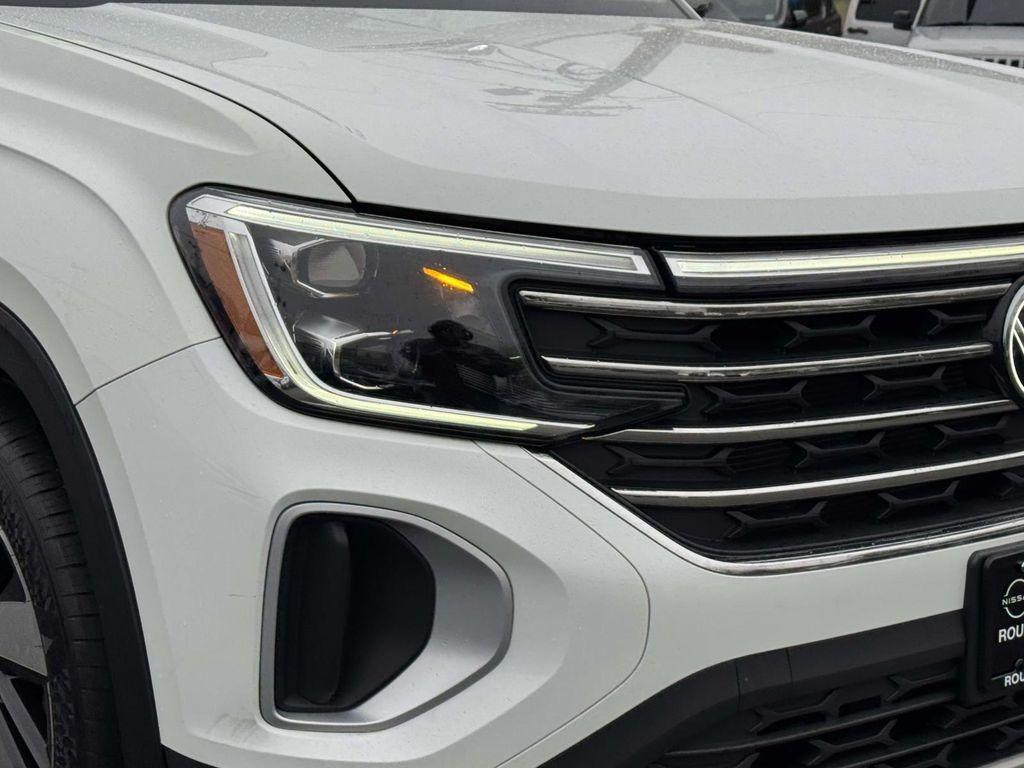 used 2024 Volkswagen Atlas car, priced at $26,991