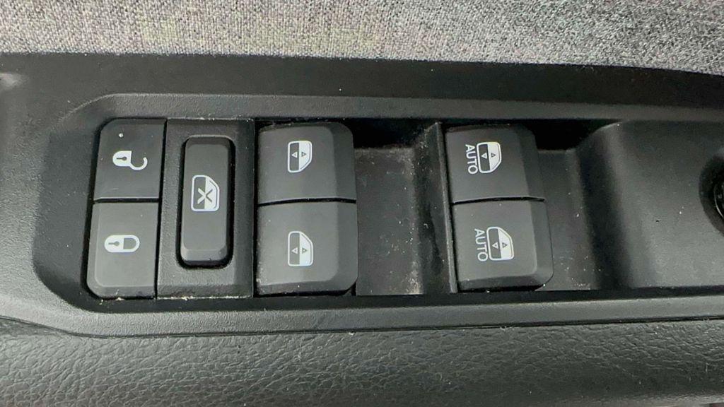 used 2022 Jeep Compass car, priced at $19,491