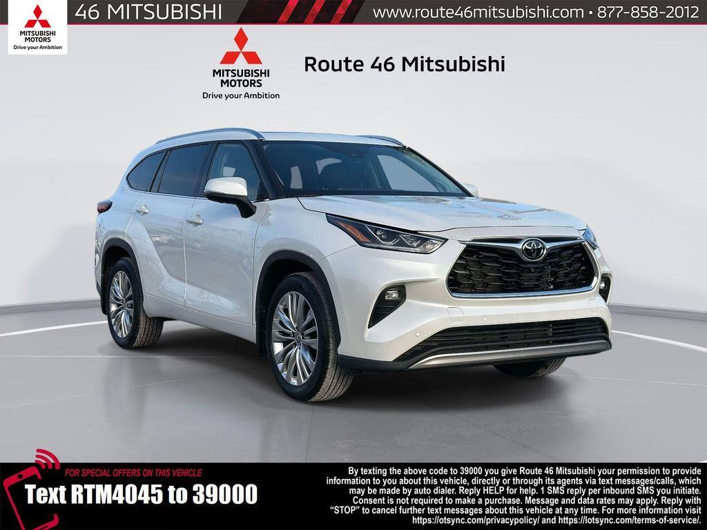 used 2024 Toyota Highlander car, priced at $40,991