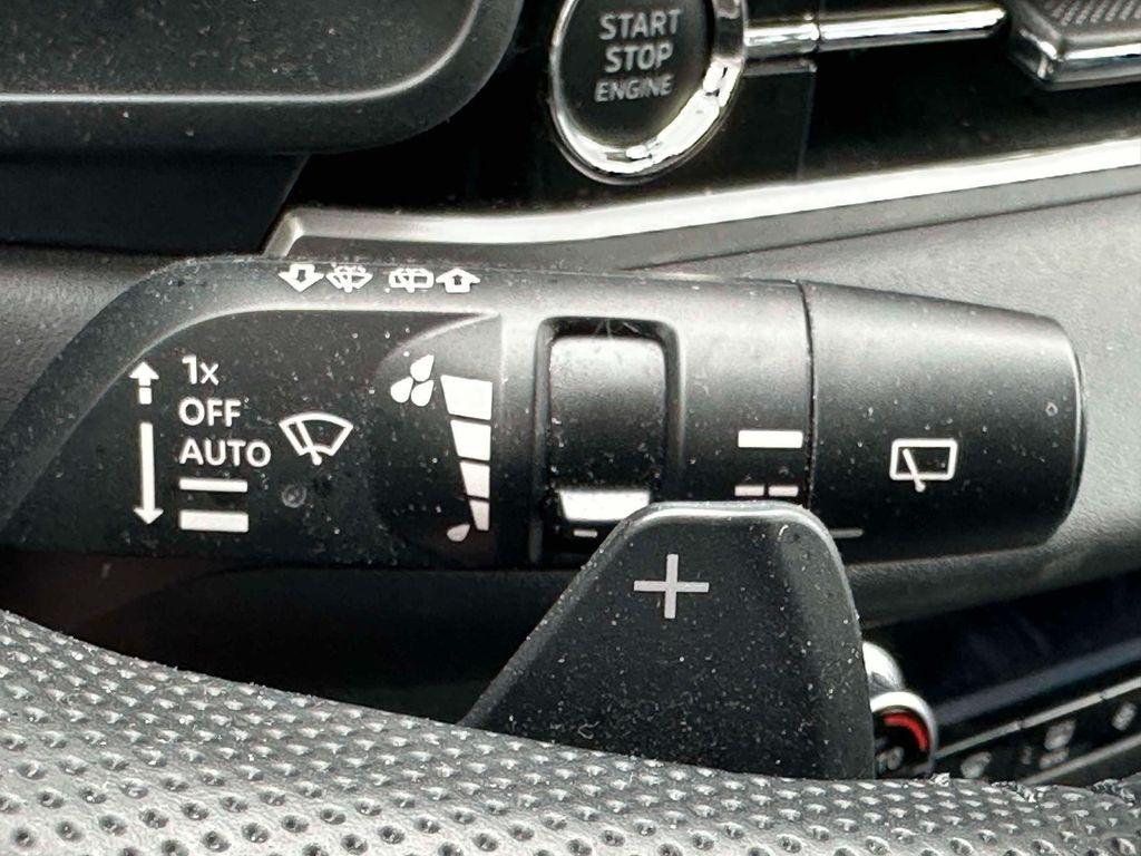 used 2024 Mitsubishi Outlander car, priced at $21,894