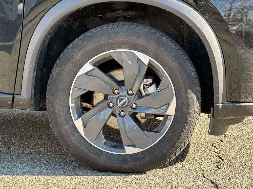 used 2024 Nissan Rogue car, priced at $18,995