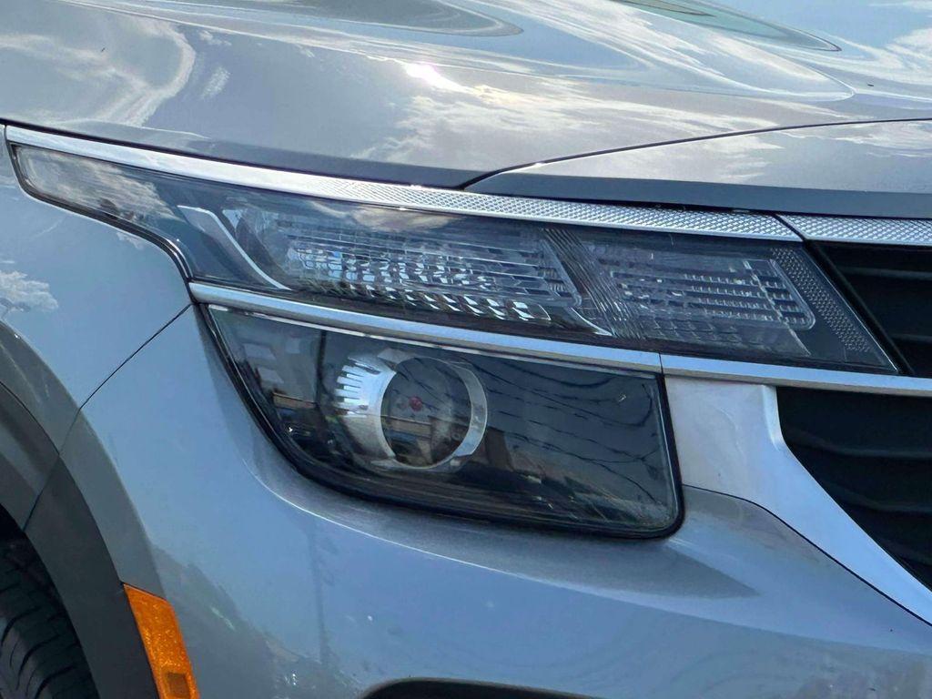 used 2024 Kia Seltos car, priced at $18,994