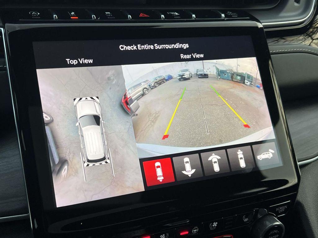 used 2023 Jeep Grand Cherokee car, priced at $32,995