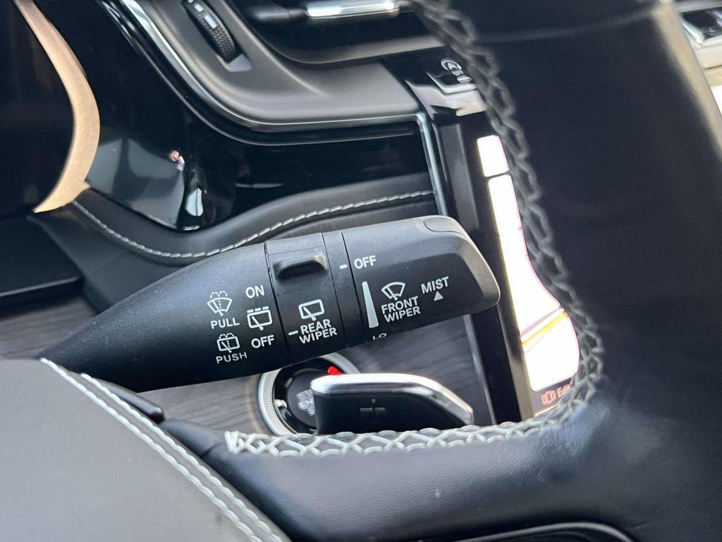 used 2023 Jeep Grand Cherokee car, priced at $32,995