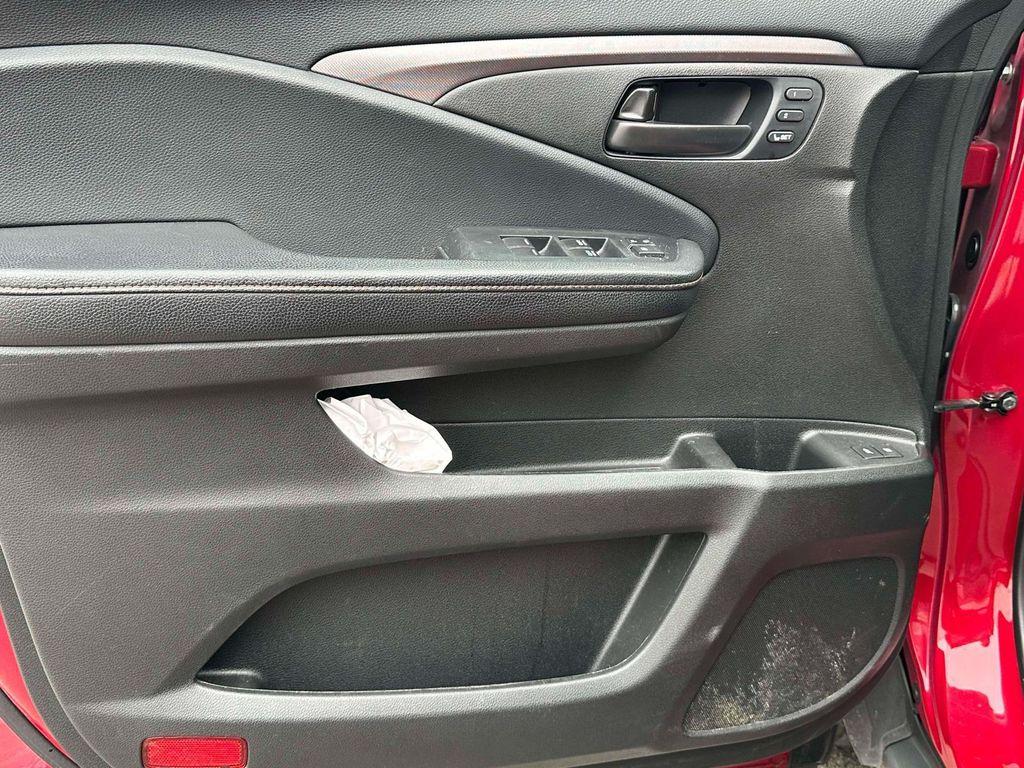 used 2022 Honda Passport car, priced at $29,995