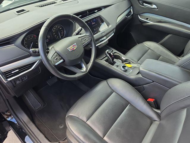 used 2022 Cadillac XT4 car, priced at $22,990