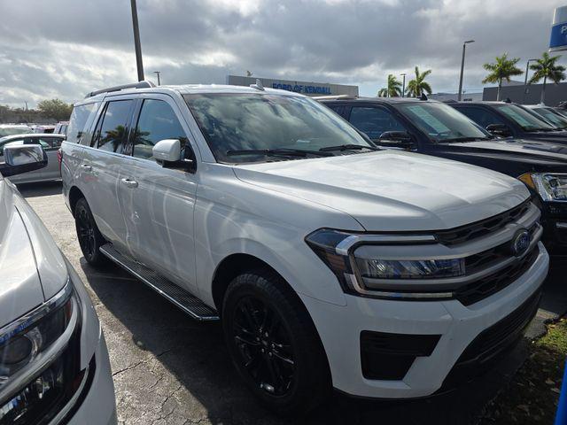 used 2023 Ford Expedition car, priced at $46,590