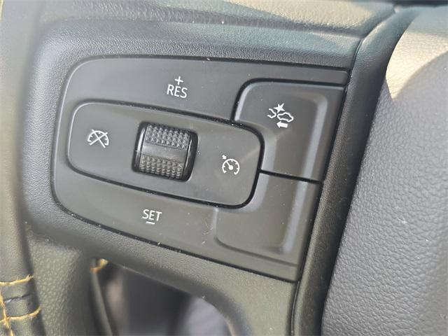 used 2025 Chevrolet Silverado 1500 car, priced at $31,990