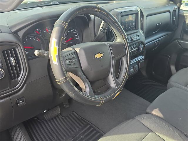 used 2025 Chevrolet Silverado 1500 car, priced at $31,990