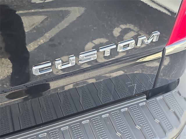 used 2025 Chevrolet Silverado 1500 car, priced at $31,990