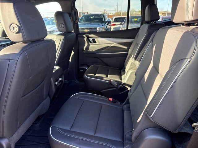 used 2025 Buick Enclave car, priced at $39,500