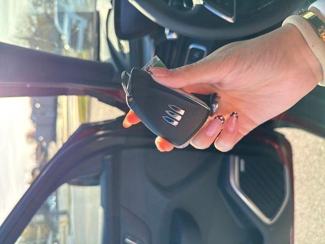 used 2025 Buick Enclave car, priced at $39,500