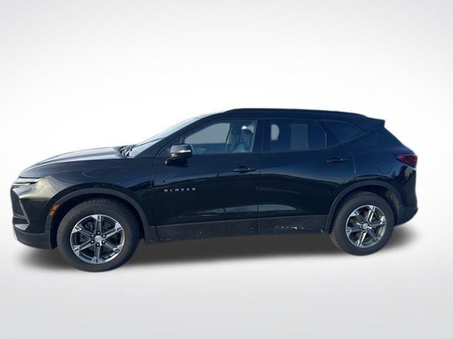 used 2024 Chevrolet Blazer car, priced at $23,900
