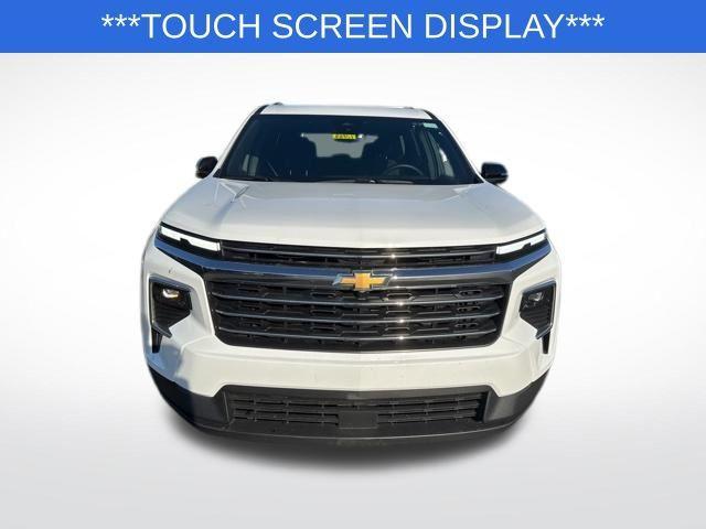 used 2025 Chevrolet Traverse car, priced at $35,900