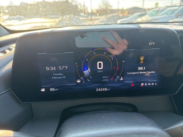 used 2025 Chevrolet Traverse car, priced at $35,900