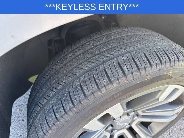 used 2018 GMC Yukon car, priced at $24,500