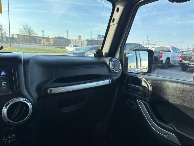 used 2014 Jeep Wrangler Unlimited car, priced at $15,500