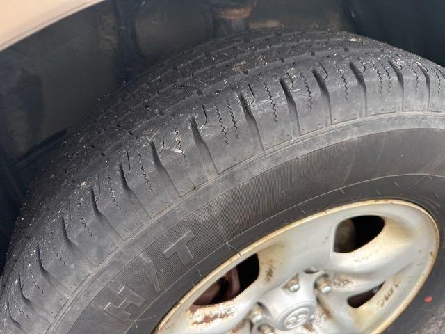 used 2007 Toyota Highlander car, priced at $4,500