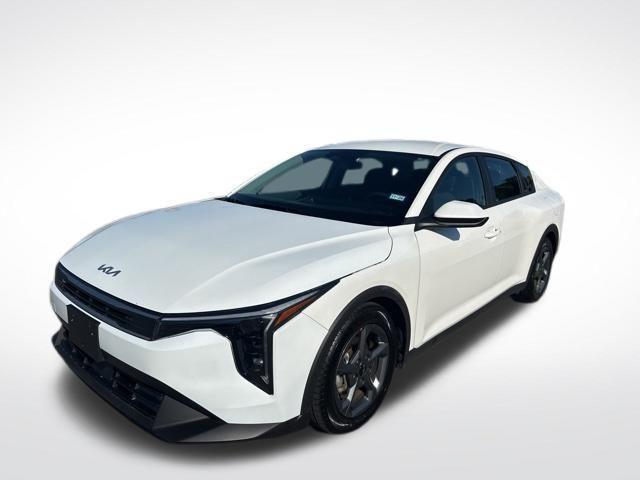 used 2025 Kia K4 car, priced at $20,900