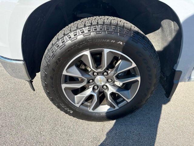 used 2024 Chevrolet Silverado 1500 car, priced at $37,900