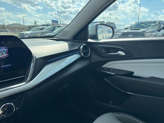 used 2025 Chevrolet Trax car, priced at $20,500