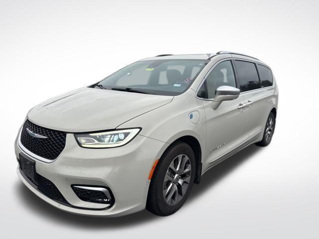used 2021 Chrysler Pacifica Hybrid car, priced at $23,500