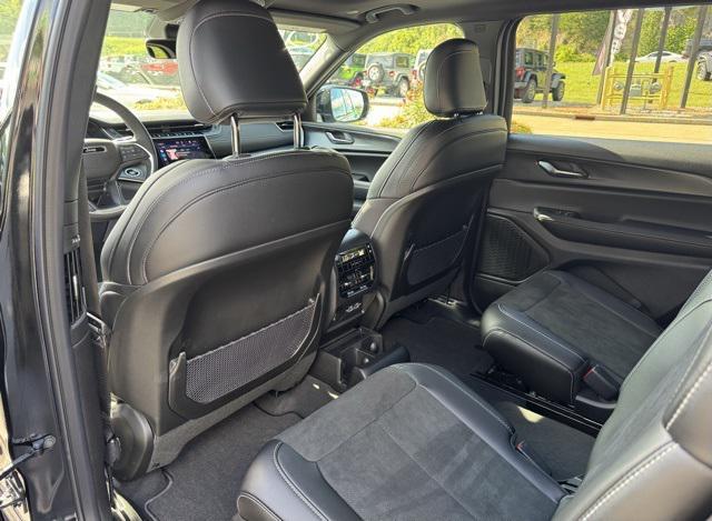 new 2025 Jeep Grand Cherokee L car, priced at $42,975