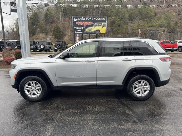new 2025 Jeep Grand Cherokee car, priced at $41,020