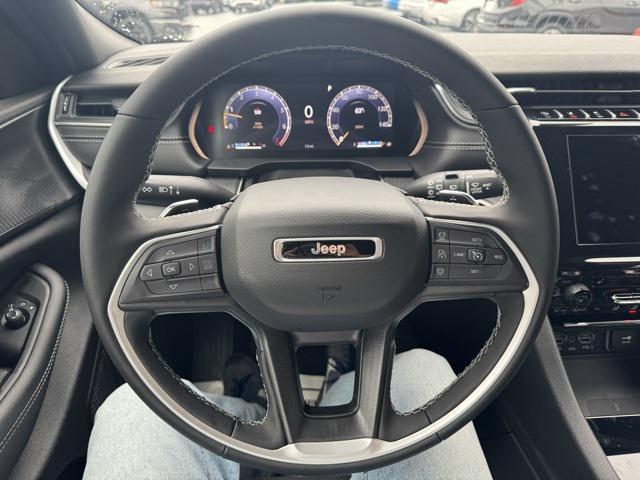 new 2025 Jeep Grand Cherokee car, priced at $41,020