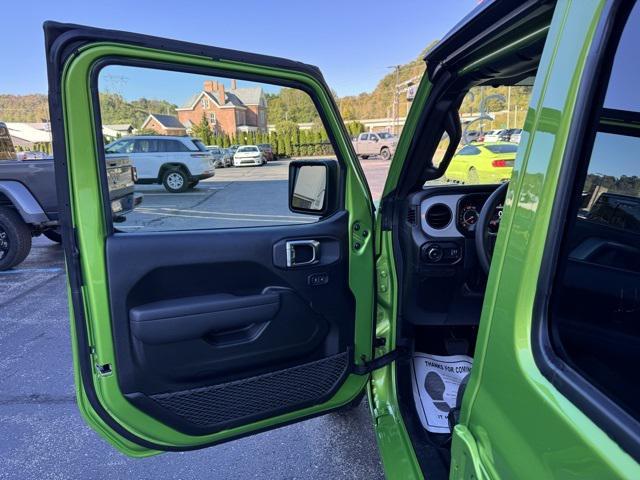 new 2026 Jeep Wrangler car, priced at $43,465