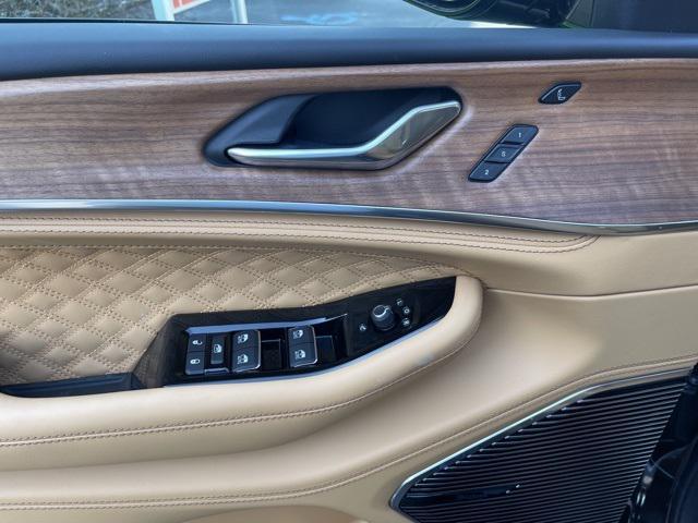 new 2025 Jeep Grand Cherokee car, priced at $60,783