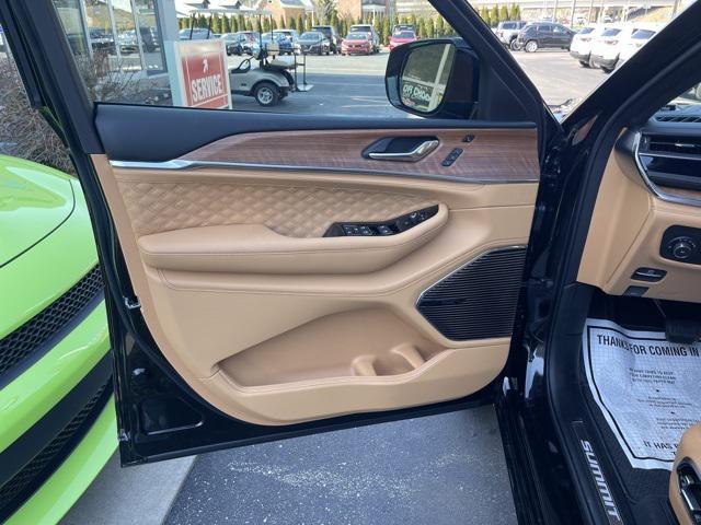 new 2025 Jeep Grand Cherokee car, priced at $60,783