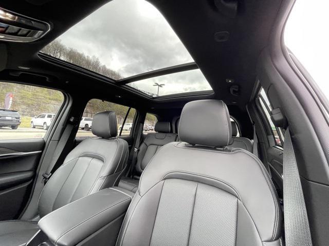 new 2025 Jeep Grand Cherokee car, priced at $48,284