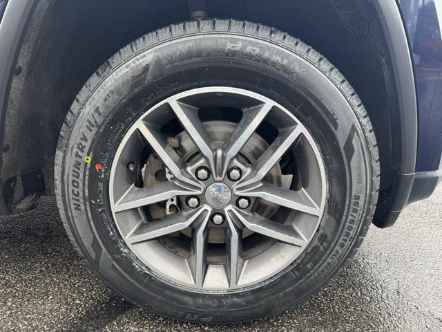 used 2018 Jeep Grand Cherokee car, priced at $15,997